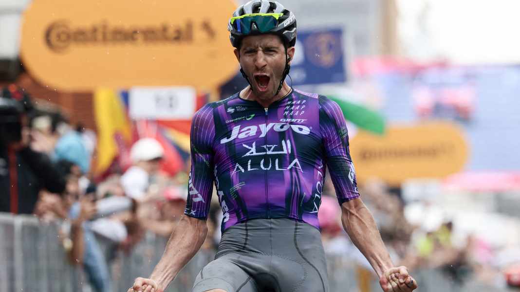 Giro d'Italia 2025 - 20ème étape : Coup de théâtre : Harper gagne, Yates en rose