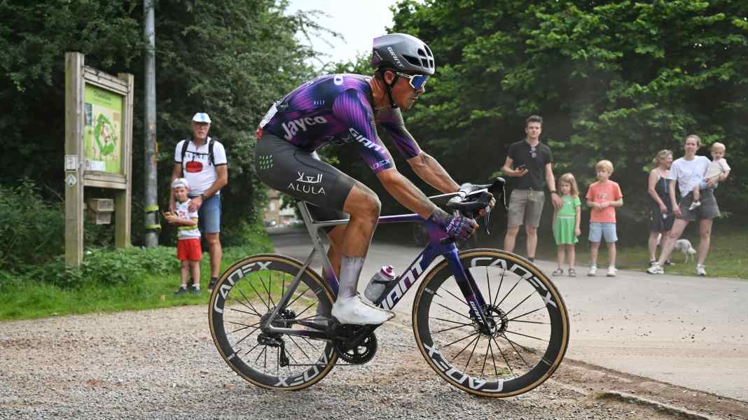 Tour cancellation?: Walscheid speaks out after elbow fracture