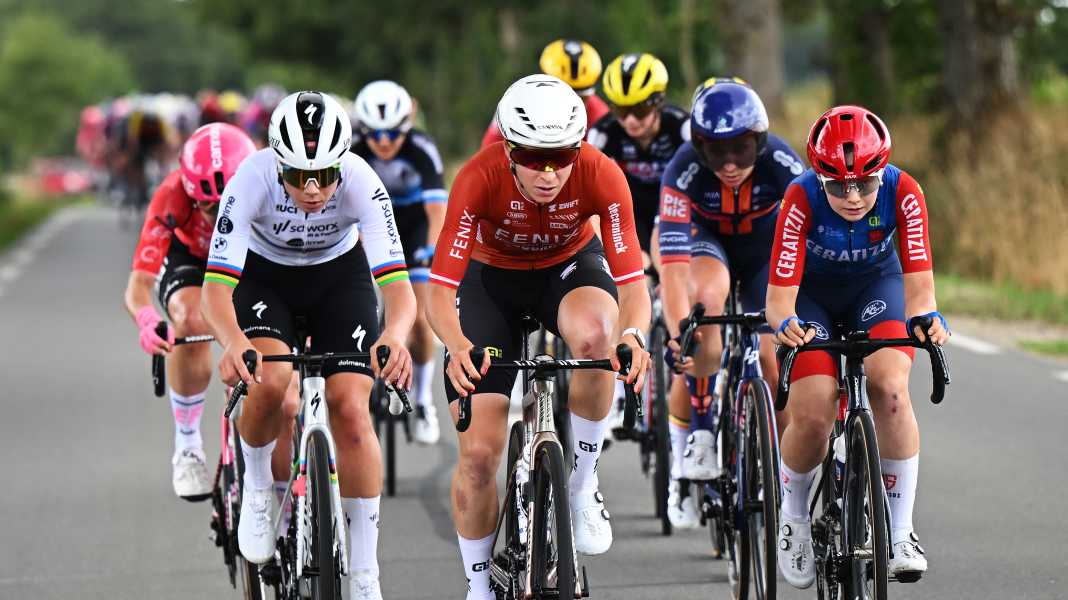 The TOUR Tech briefing on stage 4 of the Tour de France Femmes 2025