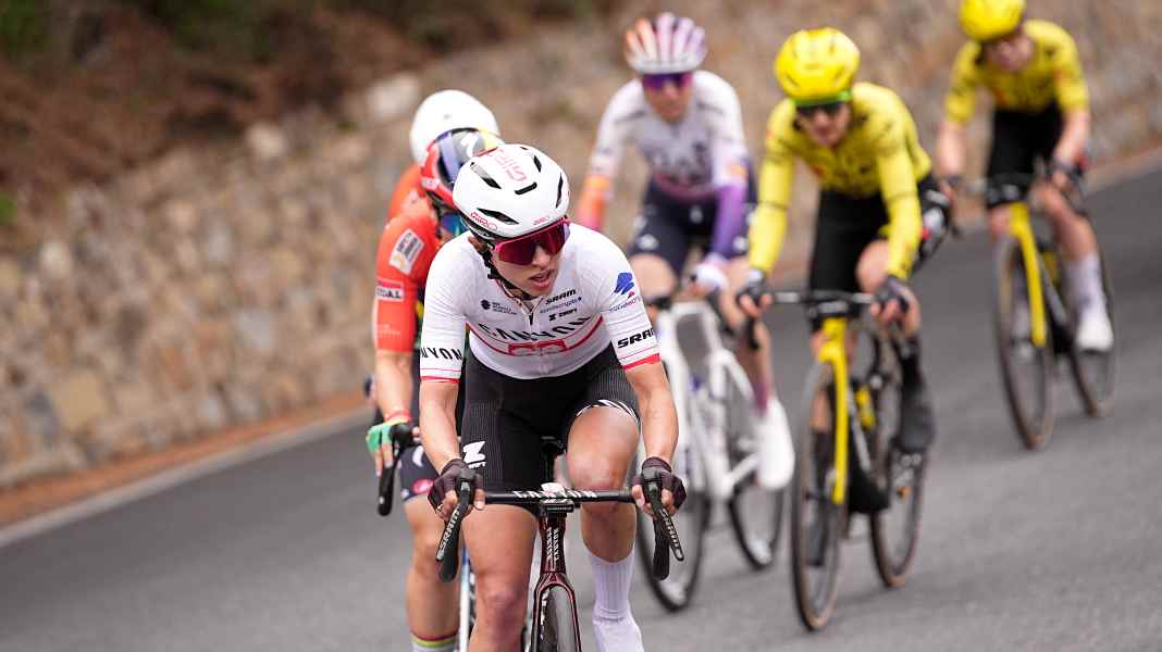 Commentaire Milan-Sanremo : Les femmes chutent. Les hommes rient. Je vomis.
