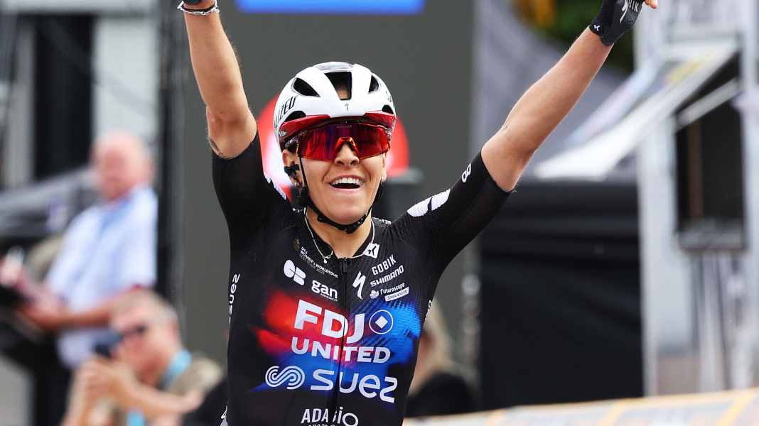 Giro d’Italia Women - 7. Etappe: Spitzengruppe gewinnt Sekundenkrimi – Sieg für Célia Gery