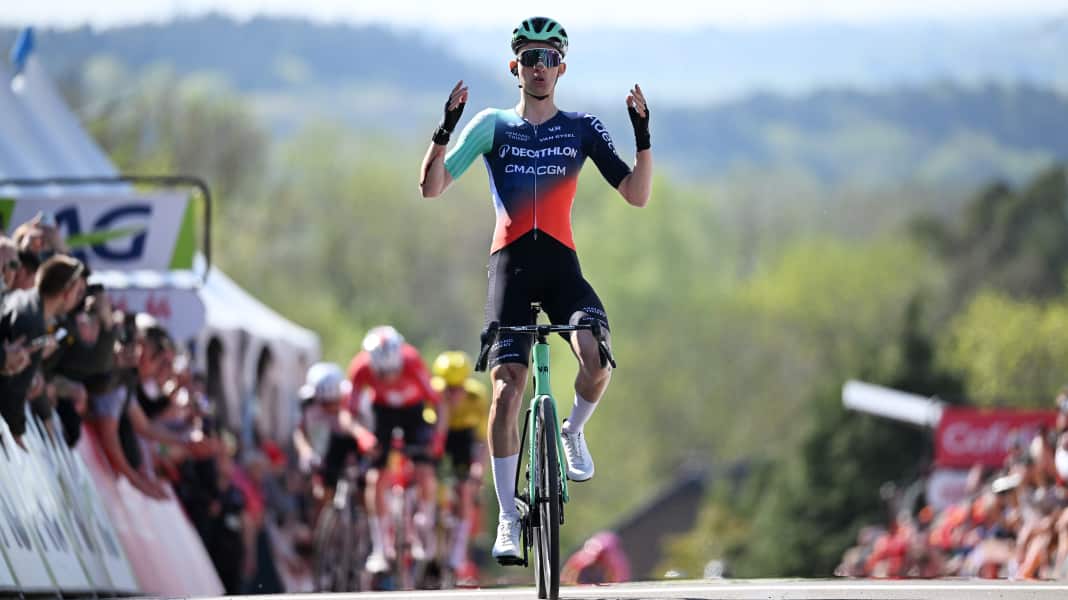 Flèche Wallonne : Seixas dans une classe à part au Mur de Huy
