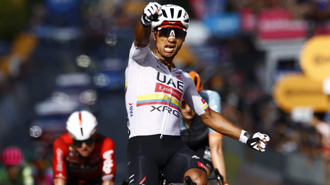 Giro d'Italia - 4ème étape : Narvaez soulage la douleur des EAU, Ciccone pour la première fois en rose