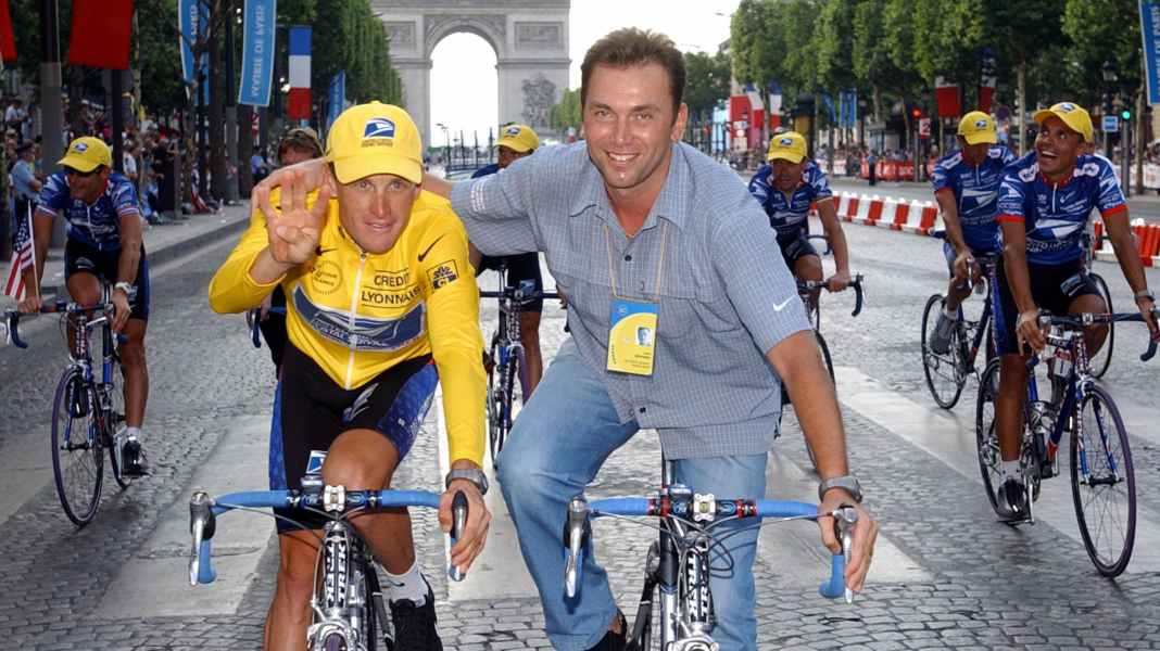 L'UCI critique Johan Bruyneel pour sa présence au Tour de France