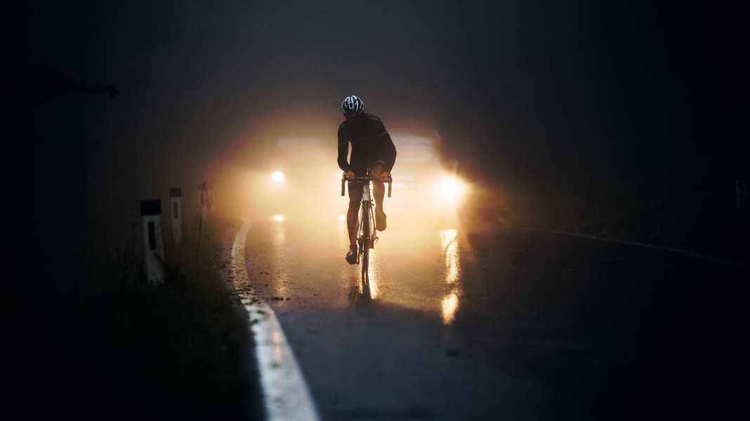 Voir et être vu : TOUR donne des conseils pour faire du vélo au crépuscule