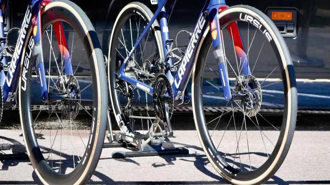 Wheels of the stars: The Lapierre Xelius DRS by Oscar Onley