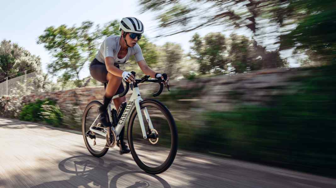 From the boxing ring to the road: Sophie Alisch switches to cycling