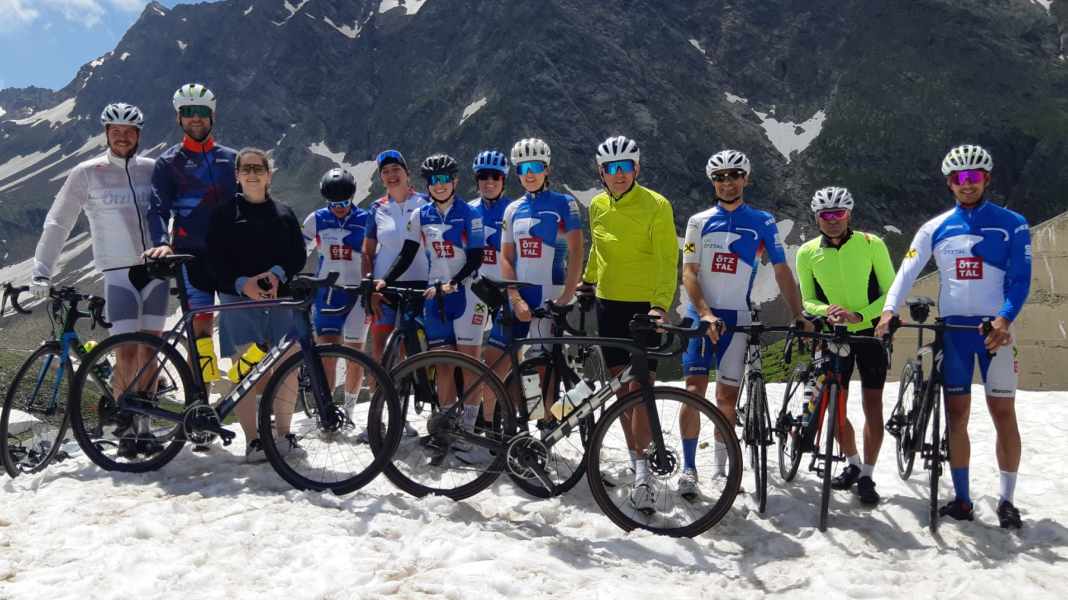 Ötztaler Radmarathon : L'équipe du CO lors du test du parcours