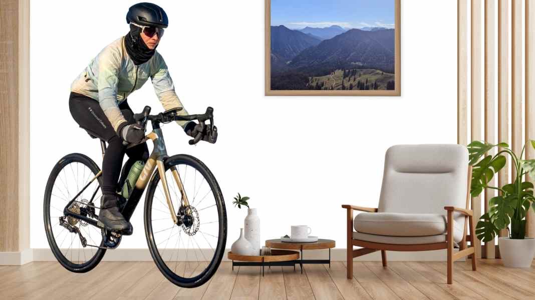 Pause de midi active avec Rouvy : faire du vélo à l'intérieur avec la sensation d'être à l'extérieur ?