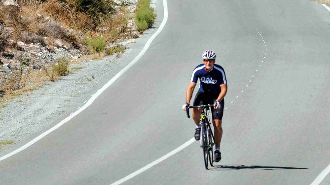 Camp d'entraînement de vélo de course au printemps : début de saison à Chypre
