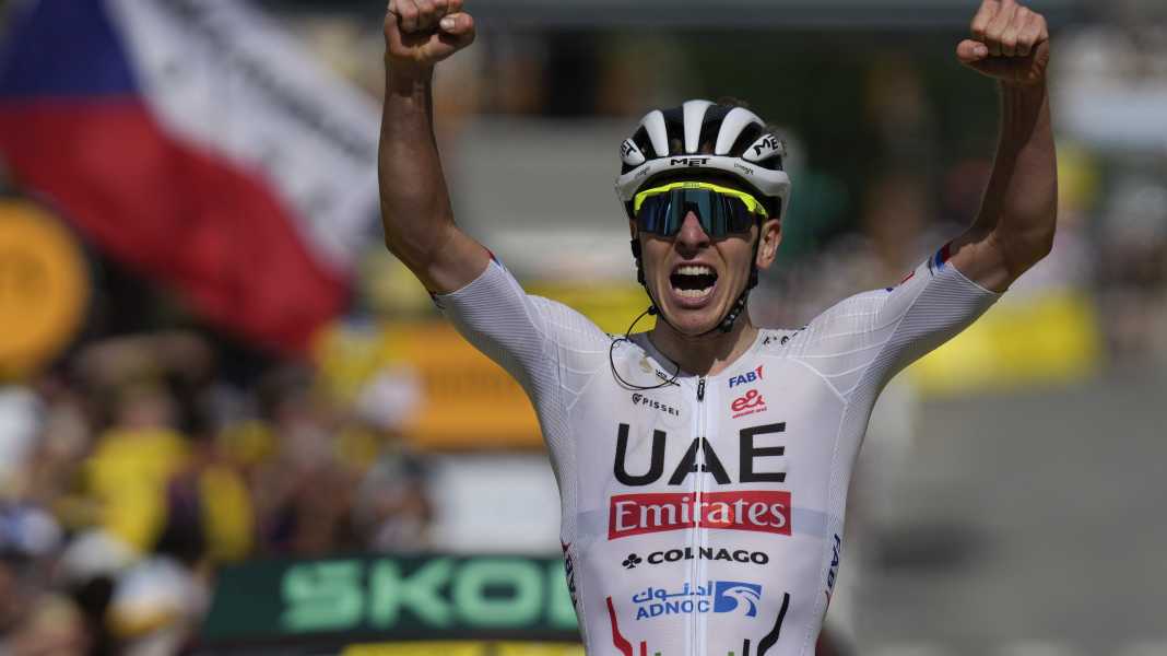 Pogacar stürmt ins Gelbe Trikot - Vingegaard abgehängt