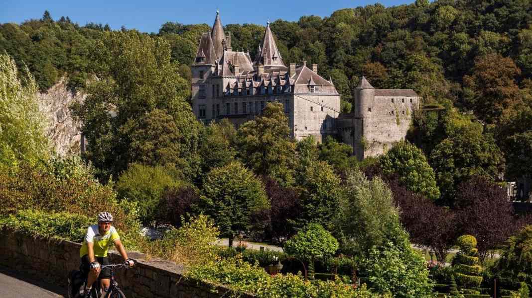 360 Radkilometer auf Spuren der belgischen Radklassiker