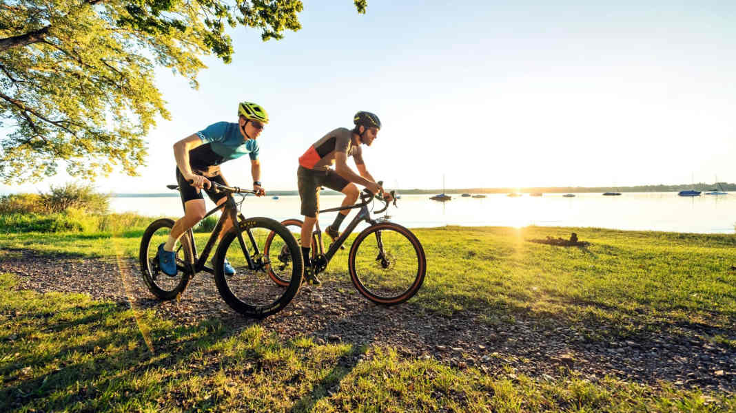 5 Gravelbikes im Konzeptvergleich