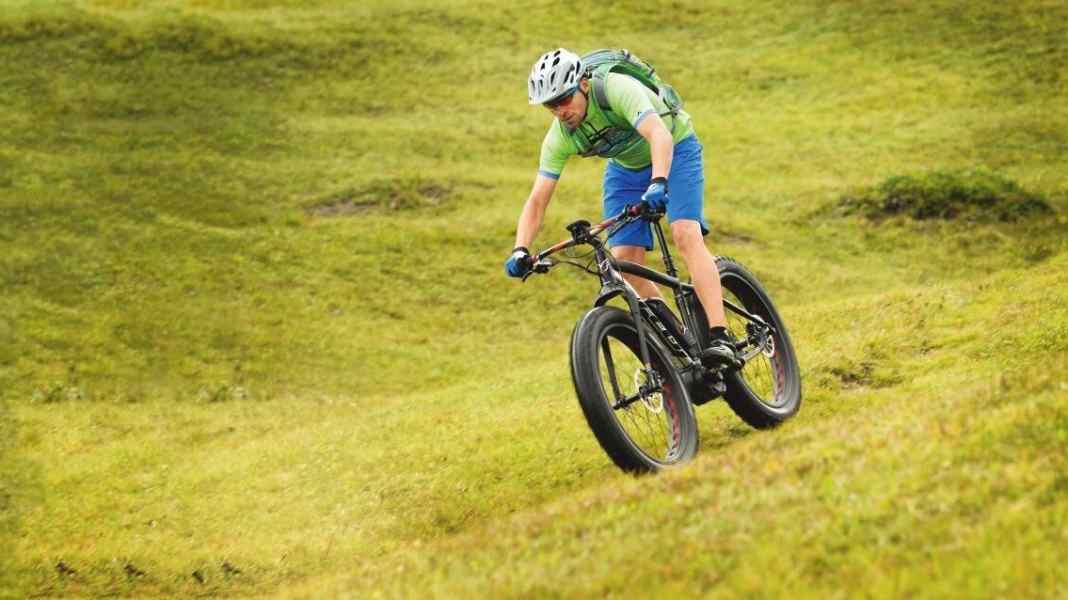 E-Fatbike Felt Lebowske im Gelände