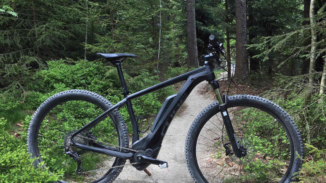Cube Reaction Hybrid bei EMTB im Test