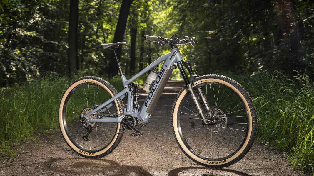 Focus: Drei neue E-MTBs mit bis zu 1125 Wattstunden!