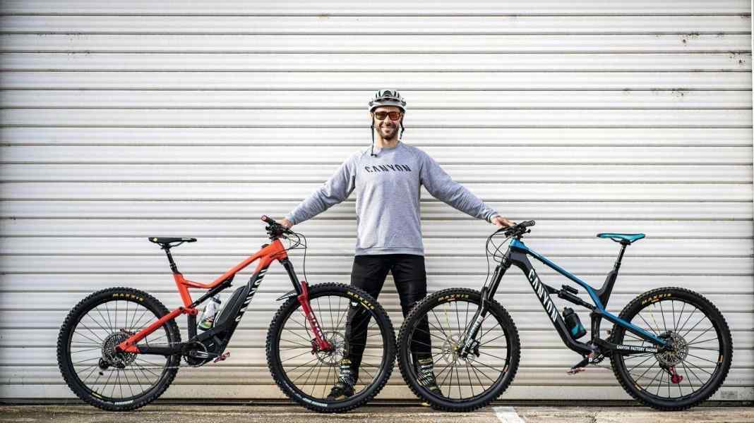 Canyon Spectral Bio-Bike vs. E-MTB: Was ist schneller?