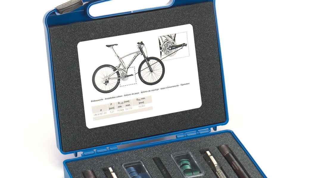 Zerstörte Pedalgewinde mit Helicoil reparieren