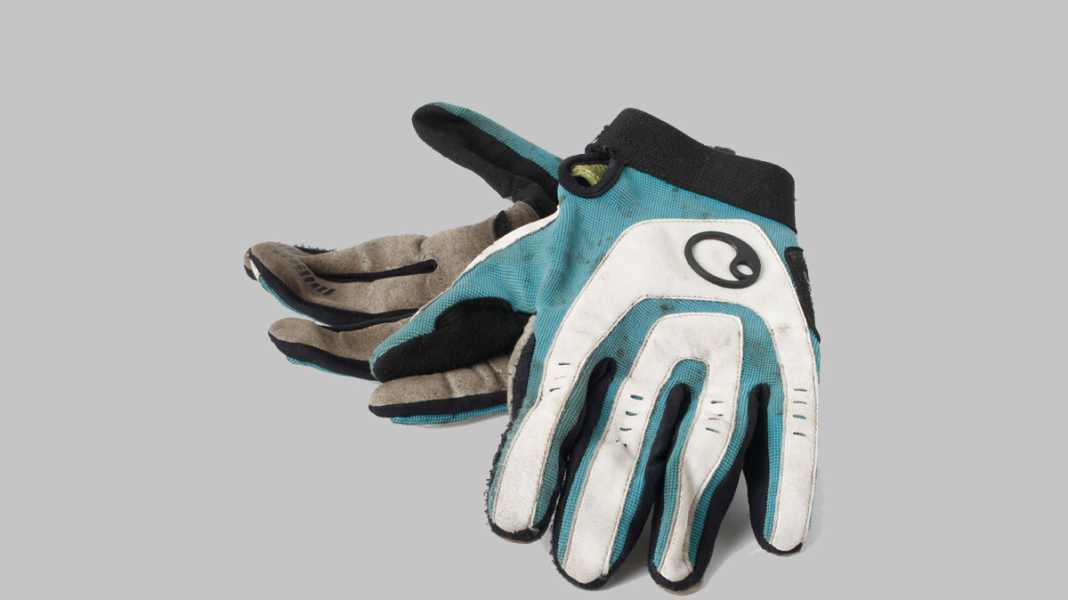 Dauertest: Ergon Handschuhe HE2