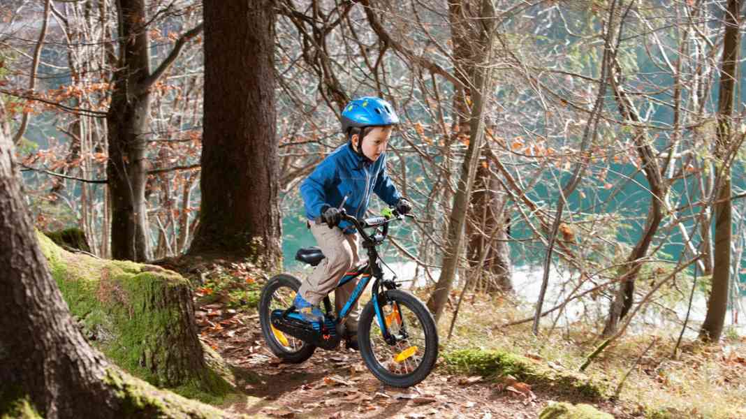 Kinder-Bike Specialized Hotrock 16 Boys im Test