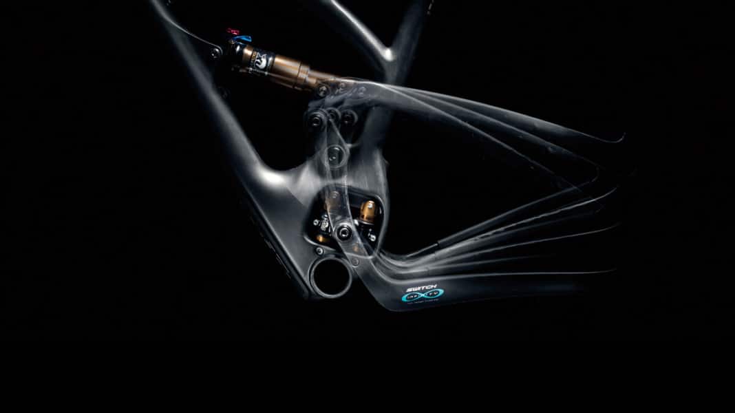 5 MTB-Fahrwerkskonzepte im Test