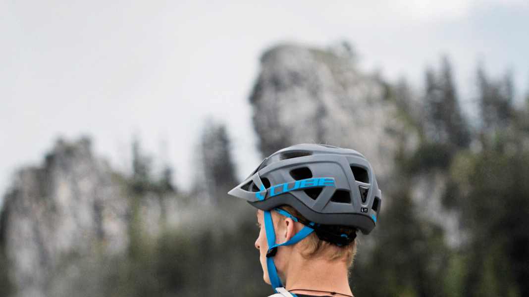 Transalp-tauglich: 9 MTB-Rucksäcke für die große Tour