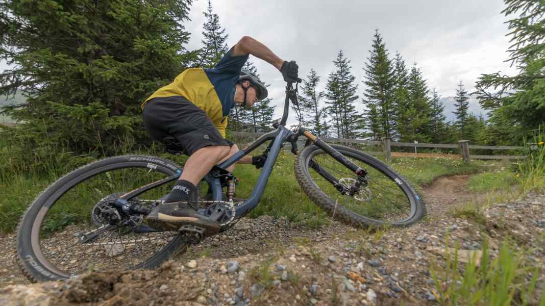 NS Bikes zeigt abfahrtsstarke Bikes aus Carbon