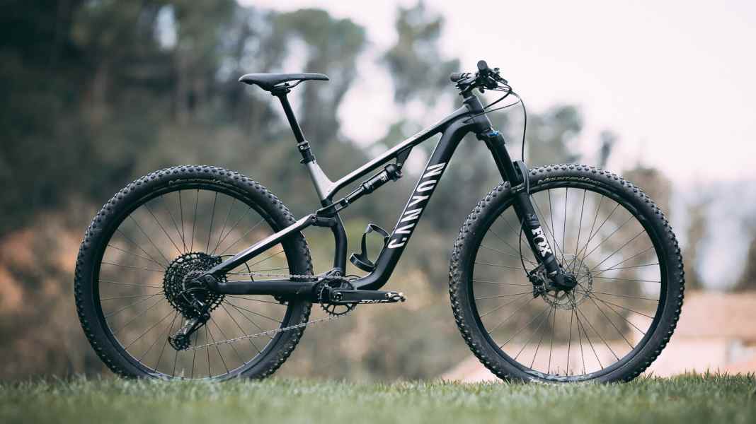 Neuron AL: Canyons beliebtestes Mountainbike in Alu