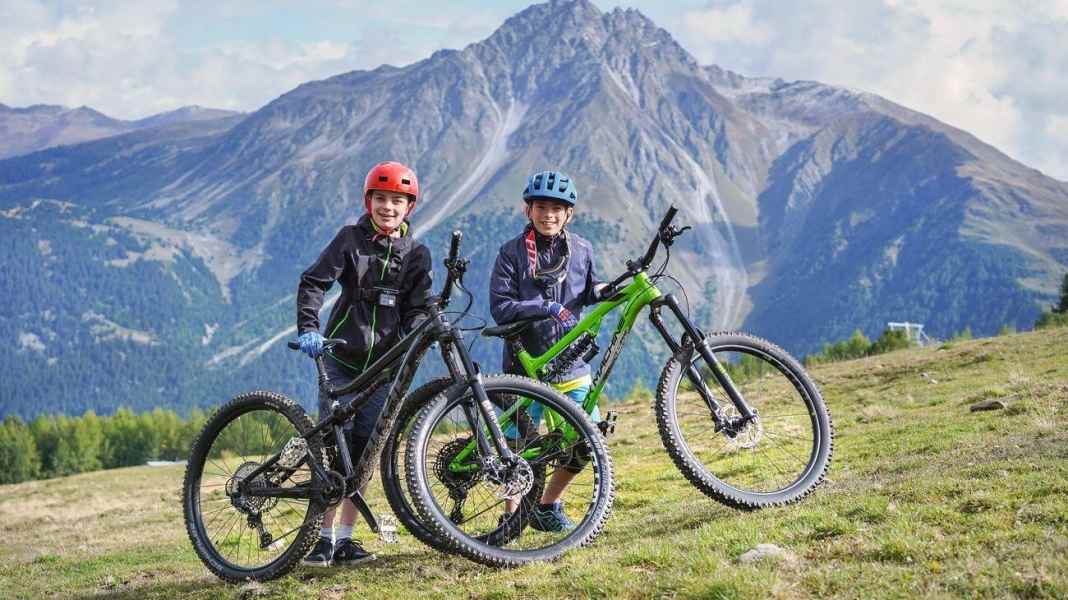 Lesertest 2020: Rock Machine Blizzard und Drag Ronin