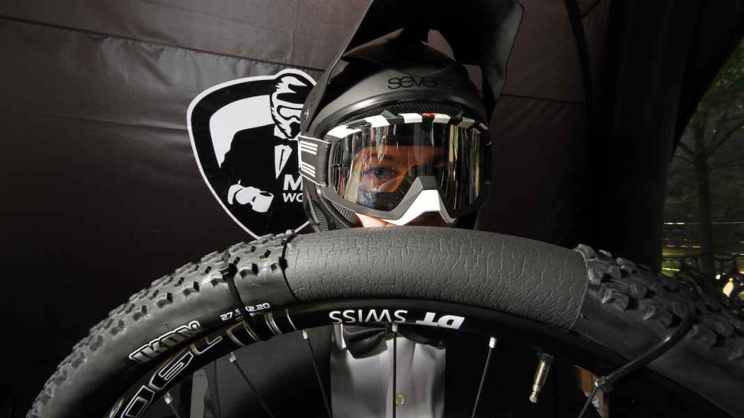 Nie mehr platt dank Schaum im Reifen?