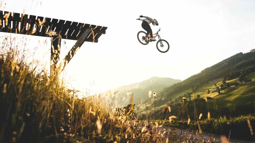 Shooting a video – Fabio Wibmer: My 9to5