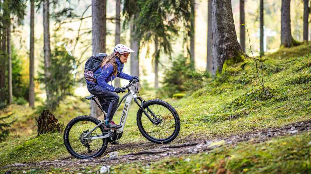 All-in-One: E-MTB Trek Powerfly FS 7 im Test