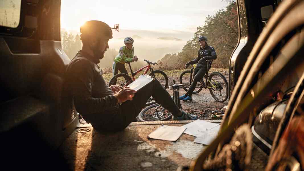 Hot or not? Racebikes mit Vario-Stützen und breiten Reifen