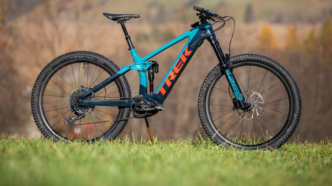 Trek Rail: Luxus-Allrounder mit Enduro-Genen