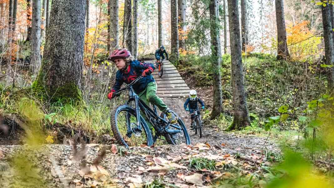 Test: Kinder-Fullys mit 24, 26 und 27,5 Zoll