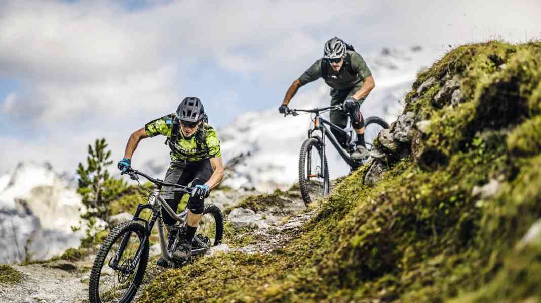 Könige der Berge: 8 All-Mountain-Bikes fürs große Abenteuer