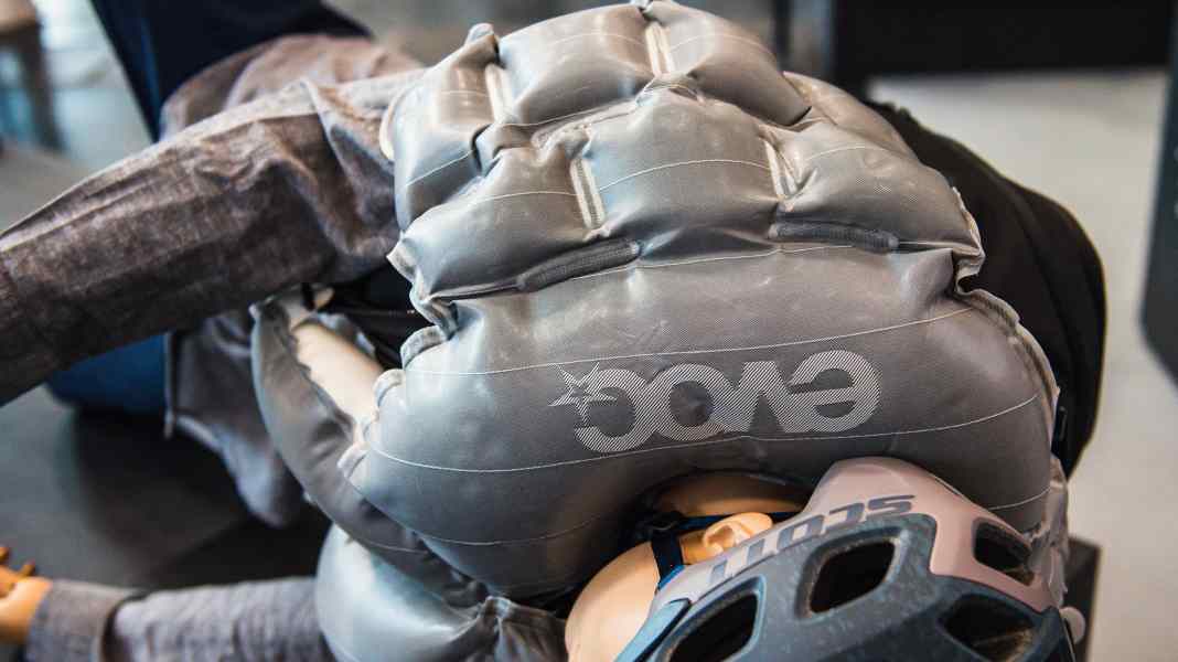 Airbag-Rucksack von Evoc