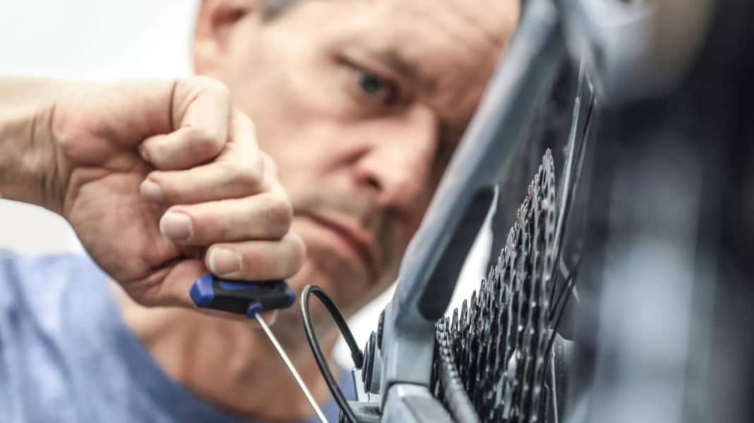 E-Bike Wartung selbst gemacht: Wellness-Programm fürs E-MTB
