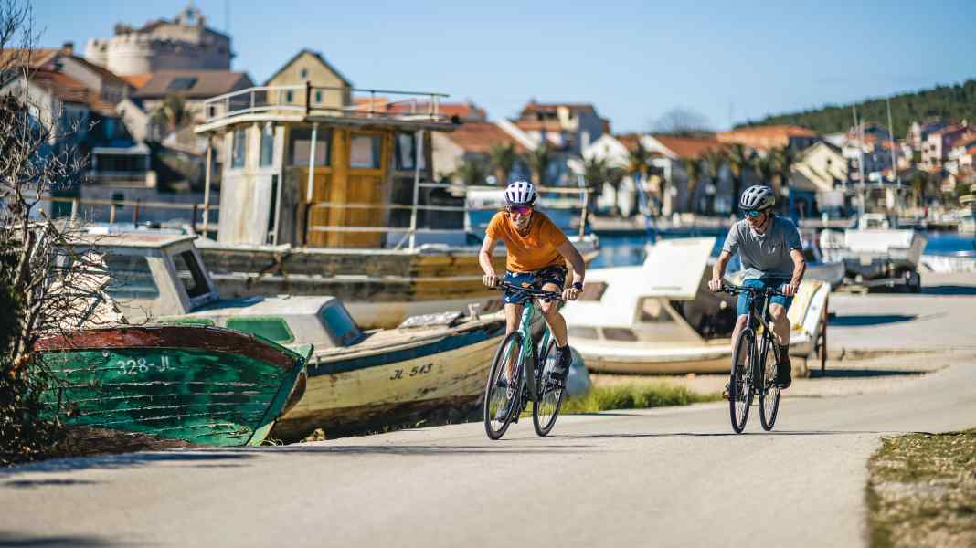 Fitnessbikes: 12 Modelle bis 2500 Euro im Test