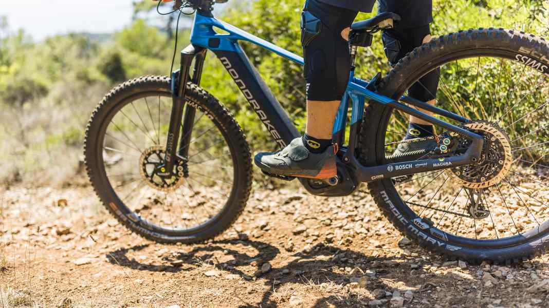 How to: EMTB-Expert-Fahrtechnik #1 - die richtige Pedalstellung