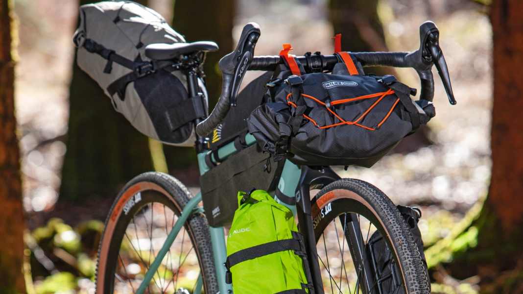 Anders packen: Taschen fürs Bikepacking im Test