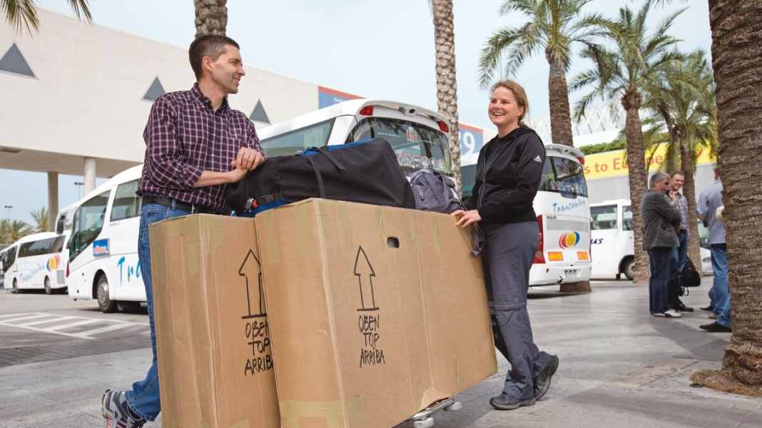 So viel kostet die Rad-Mitnahme im Fluggepäck