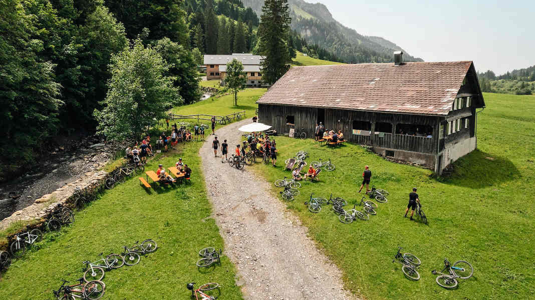 Gravel-Events: Gravel-Camps & Gravel-Festivals - wo der Spaß an 1. Stelle steht