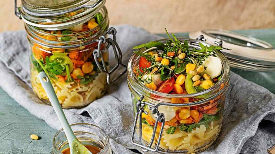Meal Prep Rezepte: Mediterraner Nudelsalat