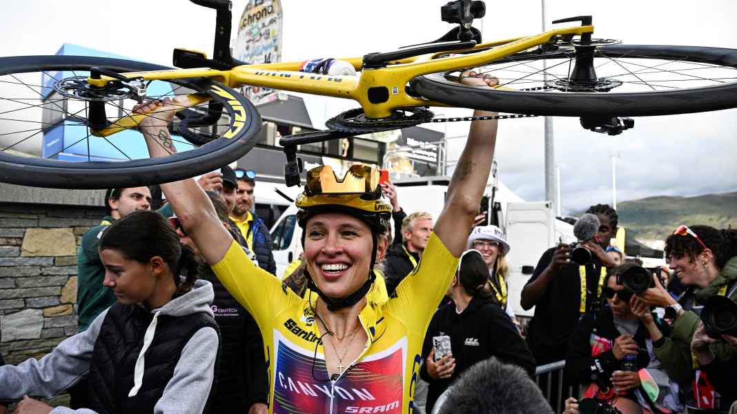Sekunden-Thriller in Alpe d’Huez: Niewiadoma gewinnt Tour de France Femmes