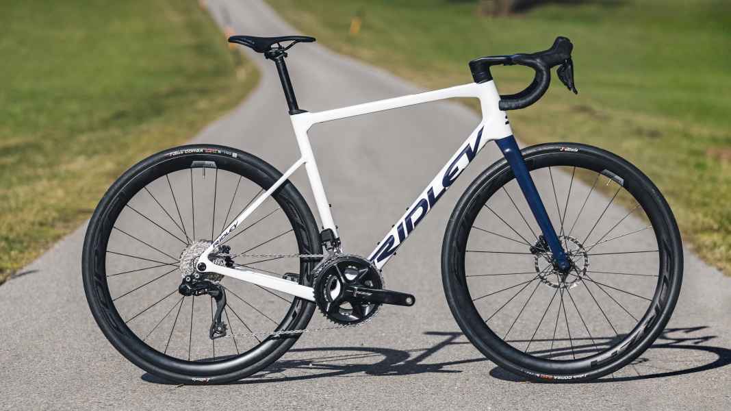 Rennräder mit Shimano 105 Di2: Das Ridley Grifn im TOUR-Test