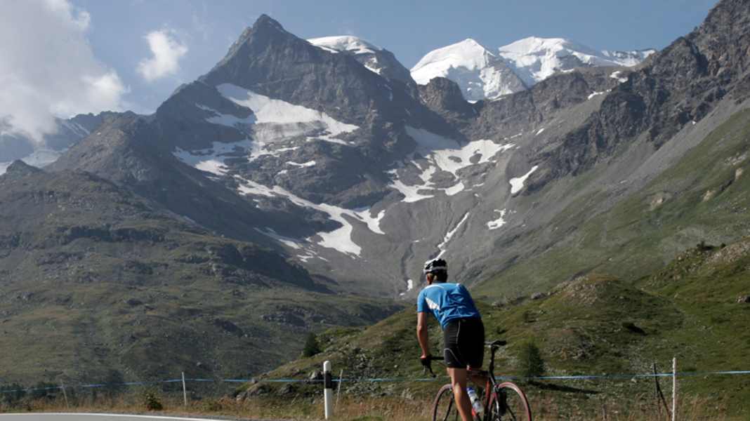 Anstiege der Alpen: Berninapass - Berninapass: Riese oder Zwerg?