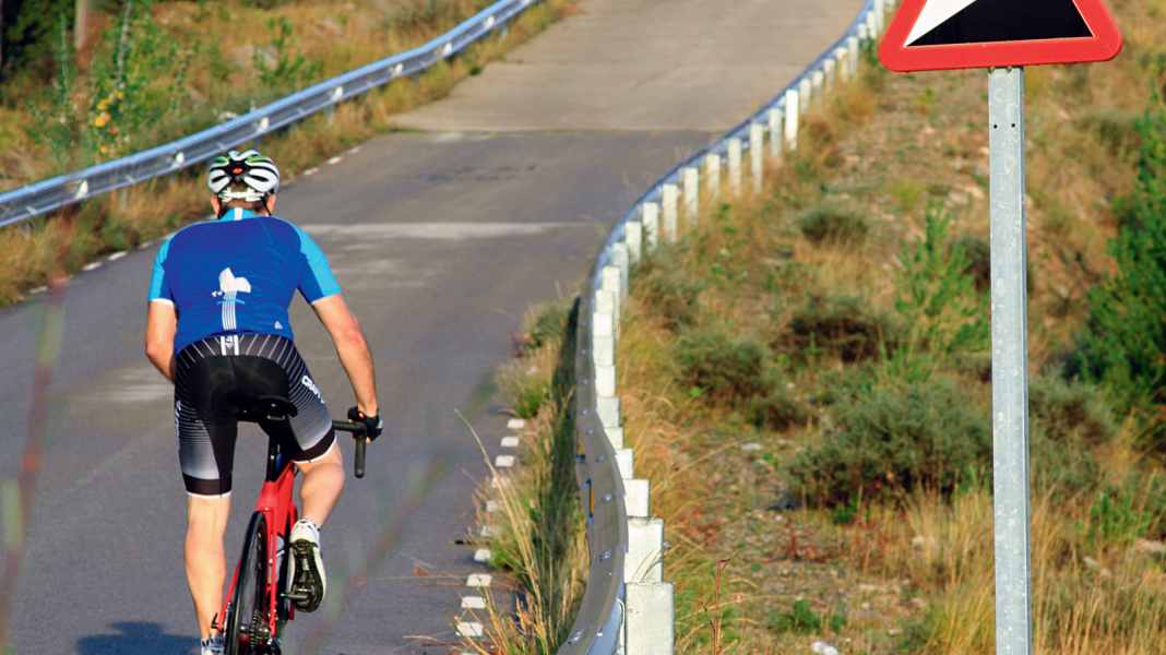 Höhenmeter: Planen, aufzeichnen, auswerten - Der Berg ruft: Höhenmeter sammeln mit dem Rennrad
