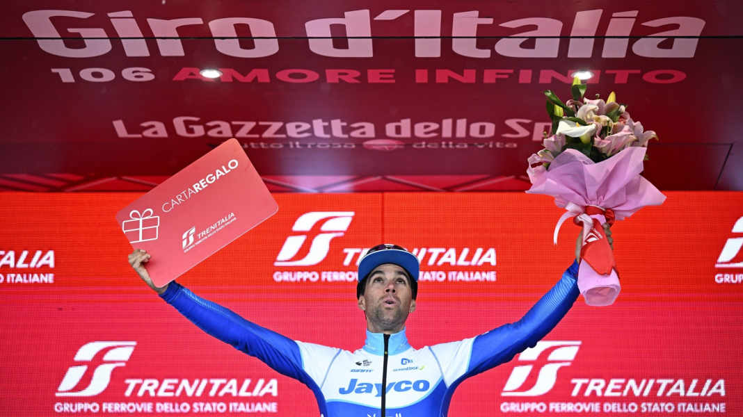Giro d'Italia - Führender Evenepoel baut Vorsprung aus - Etappe an Matthews