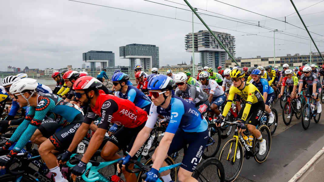 Politt bei Heimspiel chancenlos - Brennan gewinnt in Köln